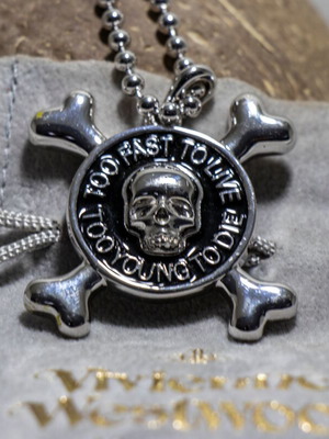 Vivienne Westwood Too Fast To Live Too Young To Die Necklace σαν καινούργιο