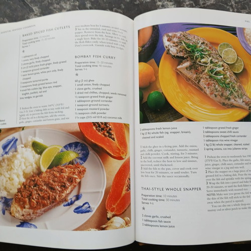 Βιβλίο The Essential Seafood Cookbook σαν καινούργιο, αγγλικό
