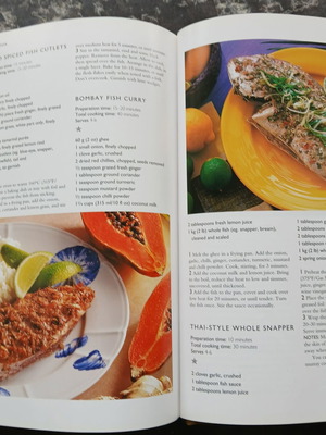 Βιβλίο The Essential Seafood Cookbook σαν καινούργιο, αγγλικό