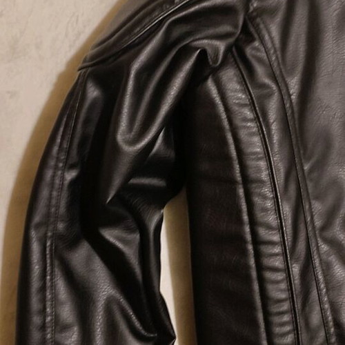 Leather Biker Jacket Pull&Bear black like new, size Medium
