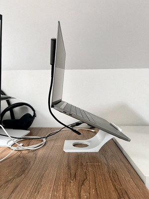 Macbook Stand elegant Apple Macbook base new