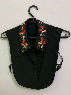 Black embroidered collar with adjustable straps