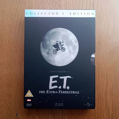 E.T. The Extra Terrestrial DVD used, 3 discs, no Greek subtitles