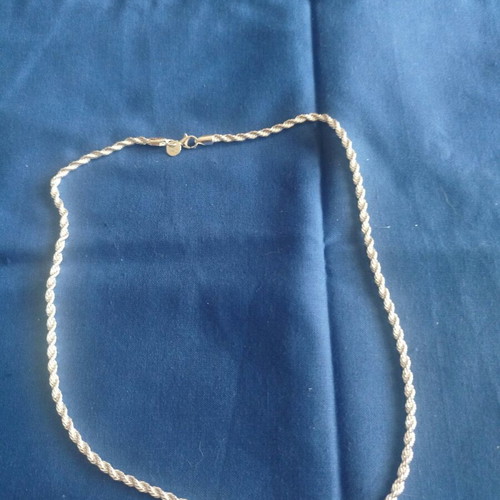 Noir silver women's necklace chain like new