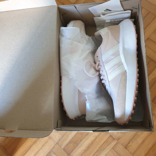 Adidas Run 70s sneakers size 39 new pink