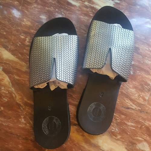 A.L.E. sandals size 40 like new, black and silver