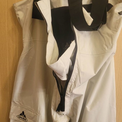 Vaude sailing salopettes with elastic straps, size L