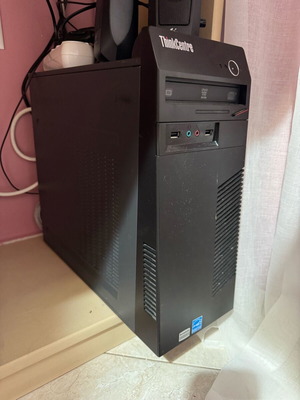 Η/Υ Desktop μεταχειρισμένος με πληκτρολόγιο και ποντίκι
