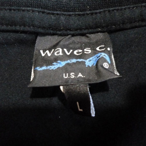 Waves long sleeve shirt like new, size L, black