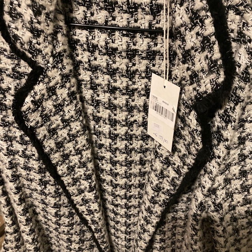 Italian Tweed women's jacket new, classic without buttons