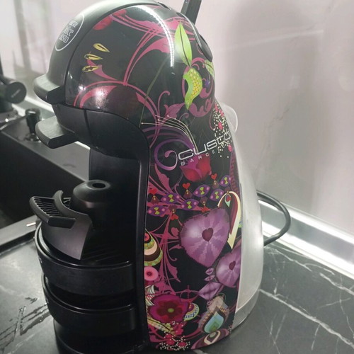 Coffee maker with capsules like new