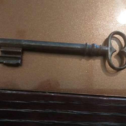 Key like new, old Swiss 1920-1930