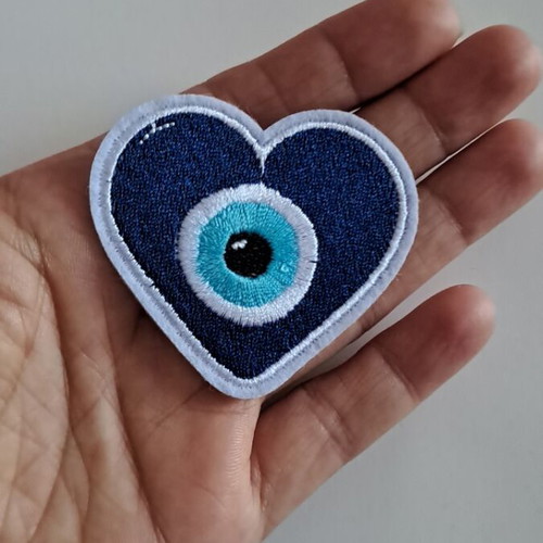 Embroidered heart patch with eye new