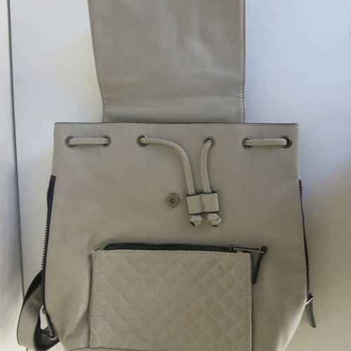 Caprisa backpack used beige with lines and rhombus pattern