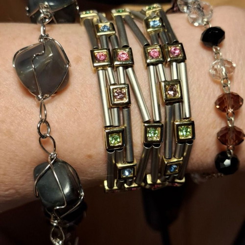 Colorful new wrist bracelets