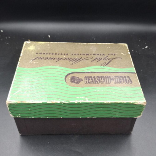 View-Master stereoscope used with cards by Sawyer Inc.