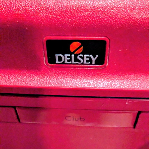 Delsey toiletry bag used with key, red, multiple compartments