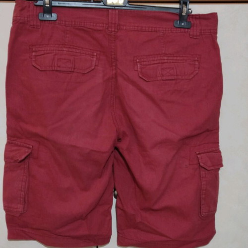 Men's shorts bermuda size M like new burgundy