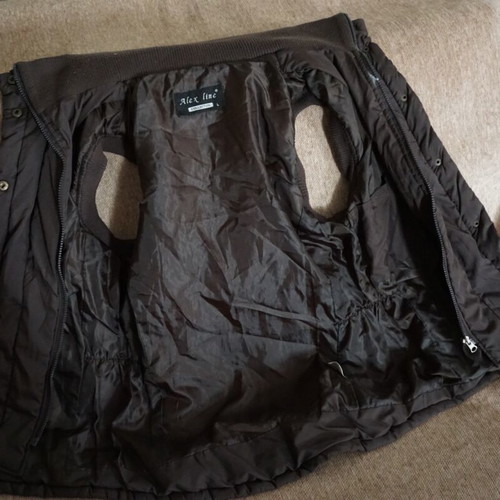 Unisex sleeveless jacket brown like new, size L