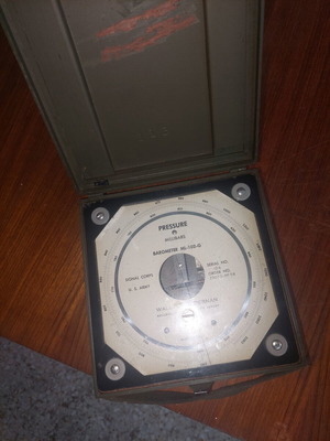 Signal Corps Barometer ML-102-G used, WWII US Army Wallace & Tiernan