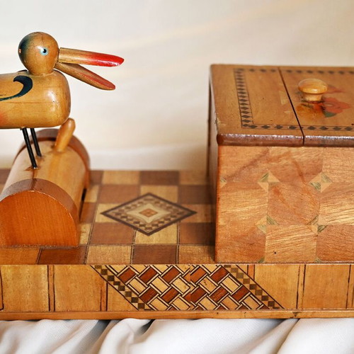 Wooden Tobacco Box used with Bird Offering Cigarette