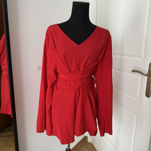 Shein Curve blouse 2XL like new, red, wrap style with belt