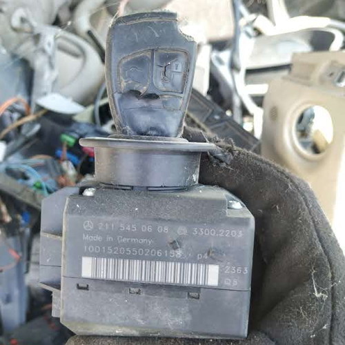Ignition switch receiver 211 545 06 08 Mercedes W211 used