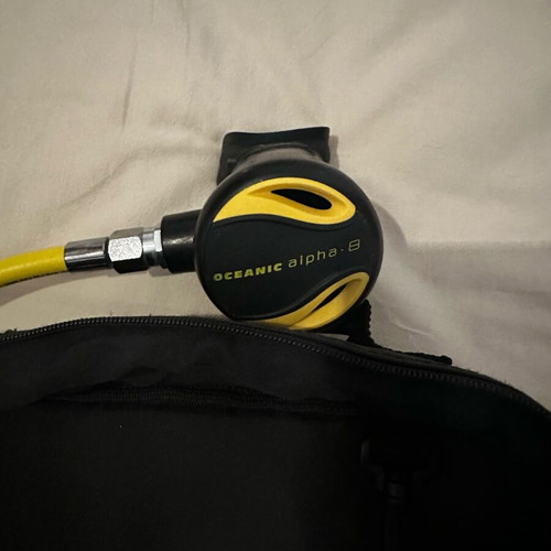 Oceanic Diving Regulator new with case