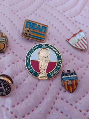6 sports pins, all together one price