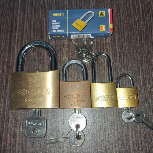 Set of 4 Brass Padlocks CISA & Moretti with Keys