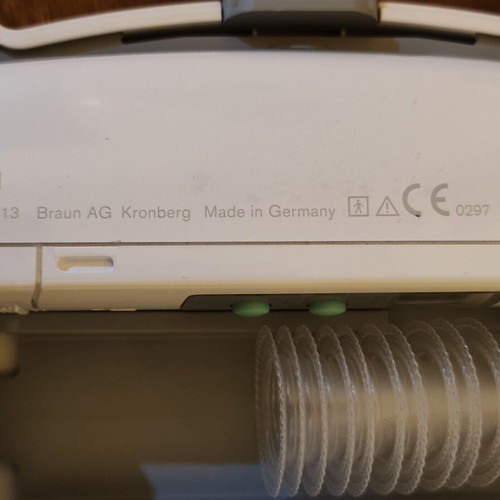 Braun Thermoscan 6013 Ear Thermometer like new, infrared