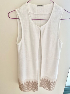 Intimissimi vest white like new with fabric combination