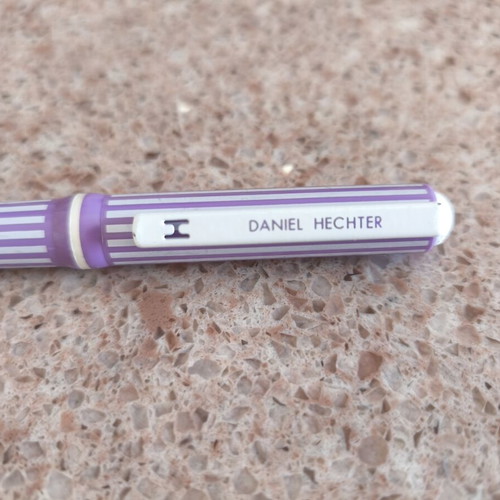 Daniel Hechter pen new