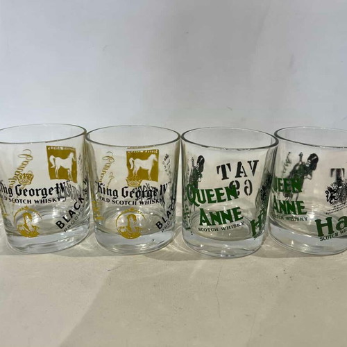 Set of 4 collectible King George IV Black & White and Queen Anne whisky glasses used