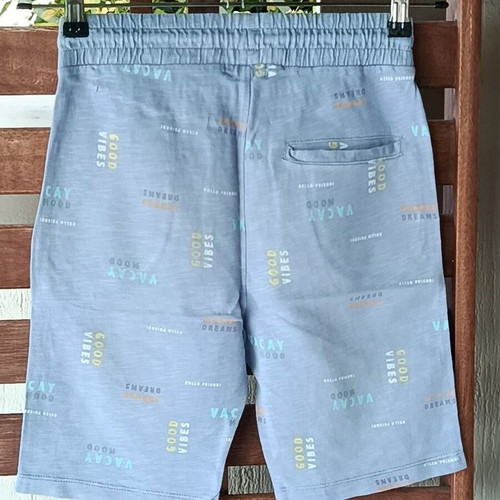Zara kids shorts size 9-10, like new, grey with prints