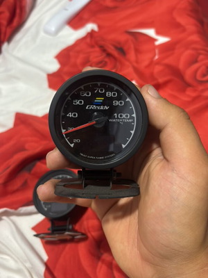 Greddy air pressure and water temperature gauges like new, wireless