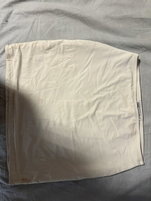 Stradivarius skirt white size S like new