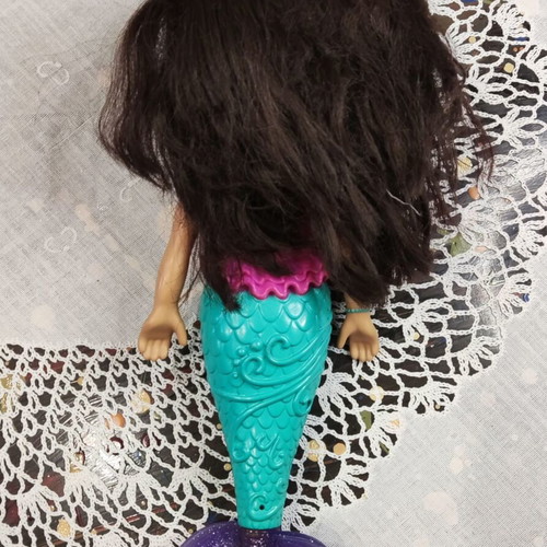 Dora Mermaid Doll used with winding tail and light-up star