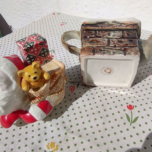 Santa vintage teapot by Paul Cardew used, collectible