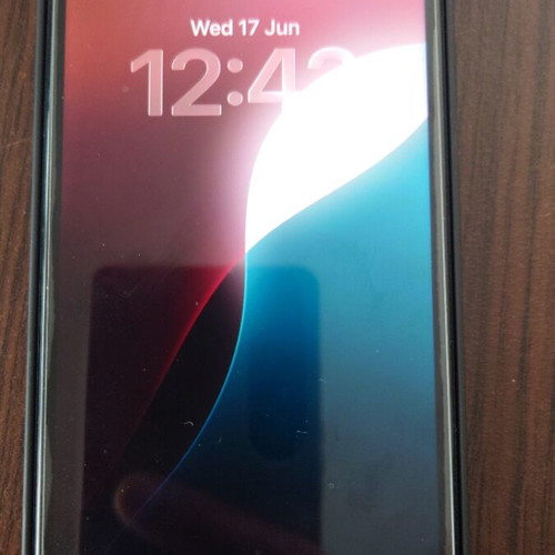 iPhone SE 2020 64GB like new with 100% battery