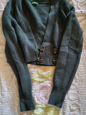 Benetton short cardigan like new, green, size S