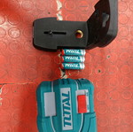 Self-leveling laser level like new