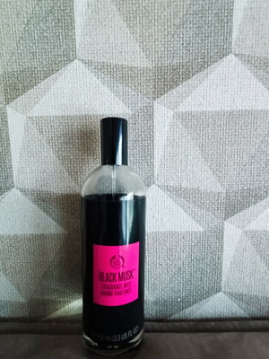 Black Musk Fragrance Mist The Body Shop Eau de Toilette 100ml like new