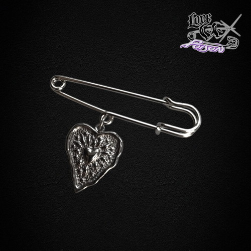 Handmade Stainless Steel Silver Safety Pin with Engraved Heart Charm Brooch