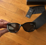 Prada sunglasses like new, black