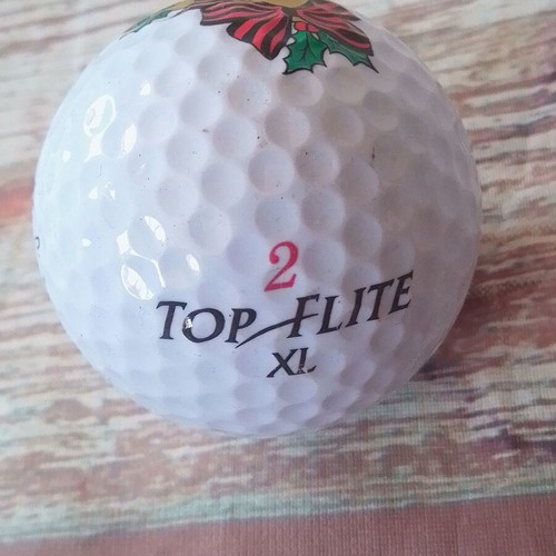 Vintage Top Flite XL golf ball like new