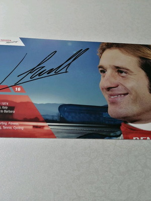Jarno Trulli autograph like new, authentic