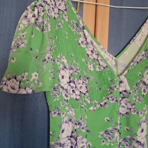 Floral midi dress like new, green with purple flowers, Desiree