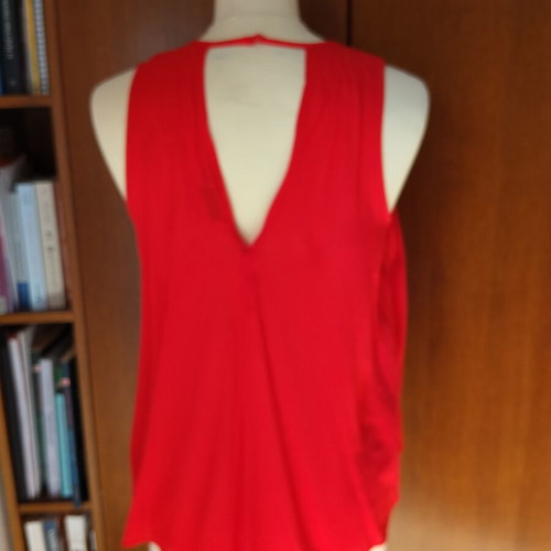 Bershka red airy blouse with open back like new, M/L