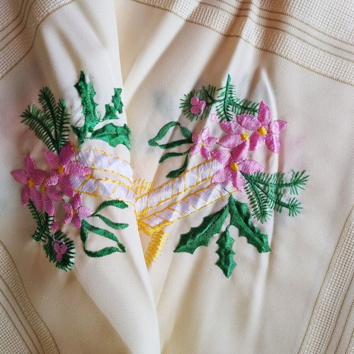 Christmas table runner beige with festive embroidery